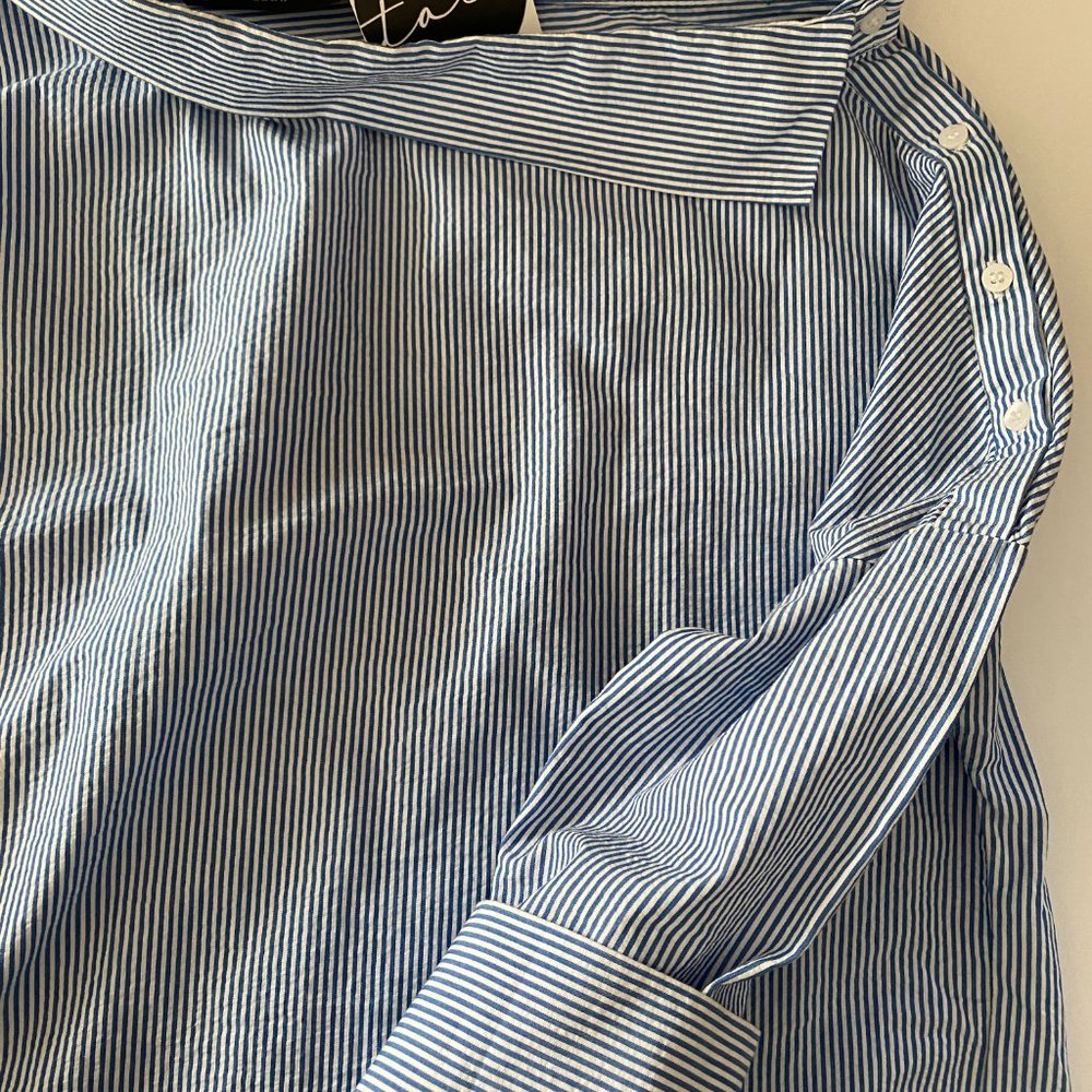 Trafaluc Collection Blouse - Picture 3 of 3